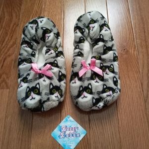 Fuzzy Babba Cat Face Slippers w/ Grippers